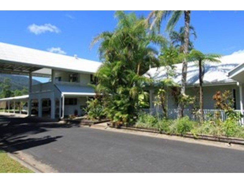 59374 Bruce Highway, Tully QLD 4854
