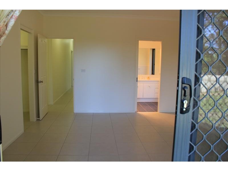 14 Faithfull Street, Gundaroo NSW 2620