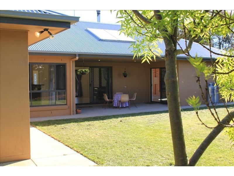 14 Faithfull Street, Gundaroo NSW 2620