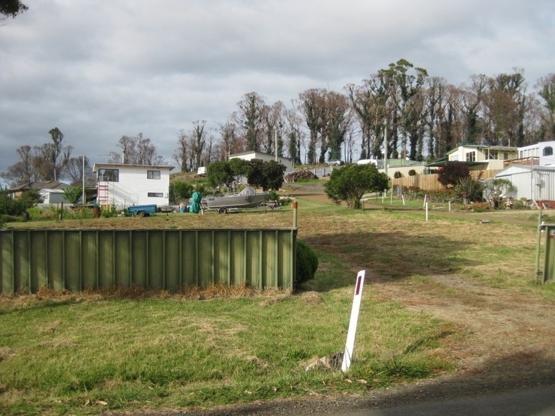 14 Boomer Jetty Road, Boomer Bay TAS 7177