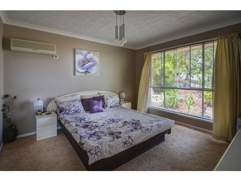 10 Windward Rise, Pacific Pines QLD 4211