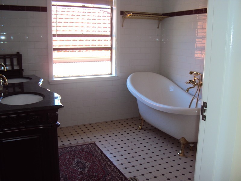 72 Alfred Road, Brookvale NSW 2100