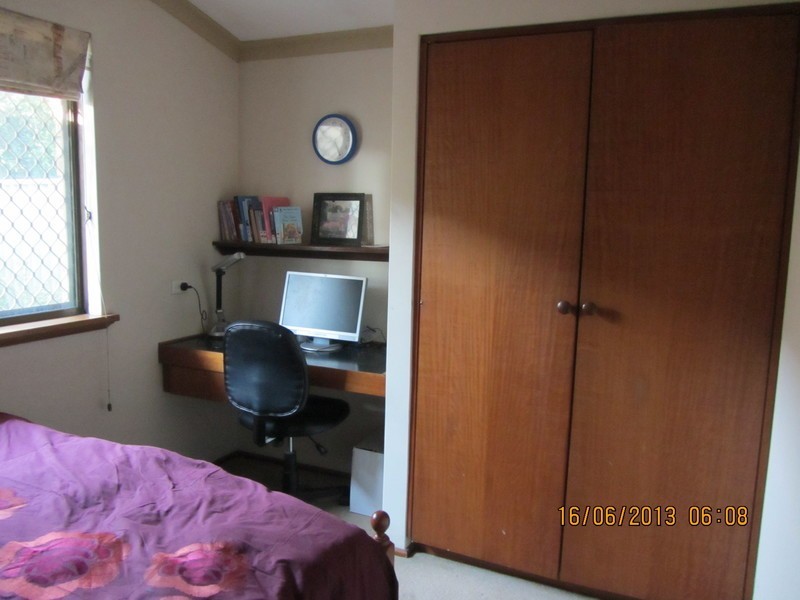 4 Robbins Place, Shelley WA 6148