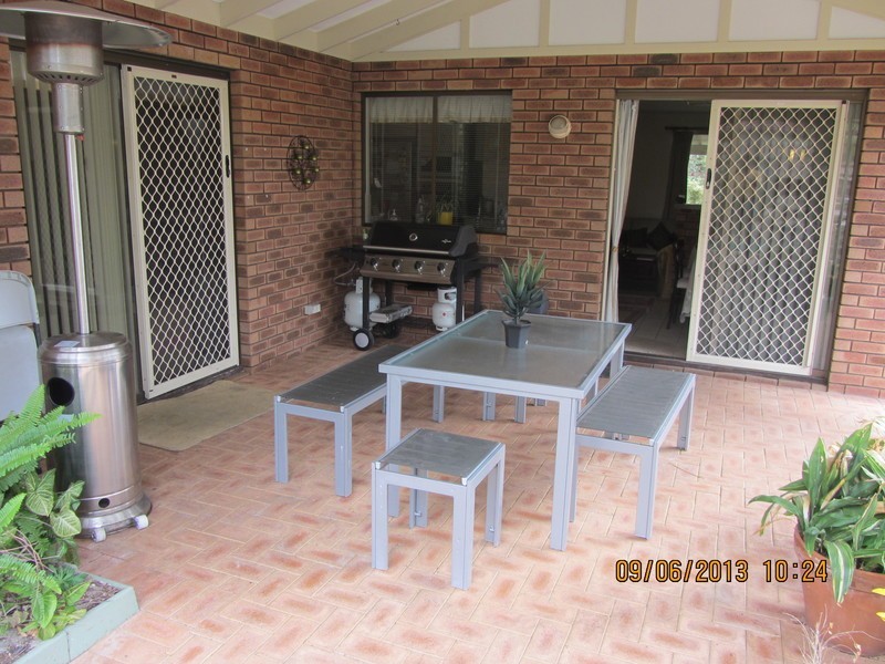 4 Robbins Place, Shelley WA 6148