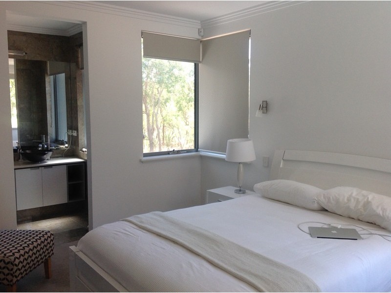 12 Coneflower Corner, Churchlands WA 6018