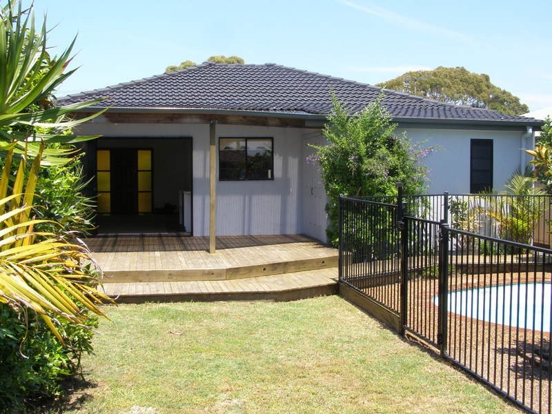 24 Rowena Street, Noraville NSW 2263