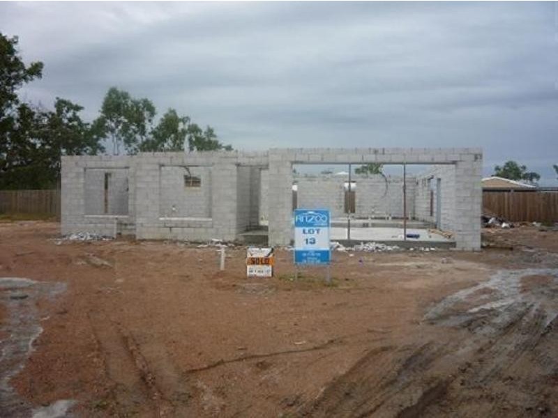 1 Atwood St, Mount Low QLD 4818