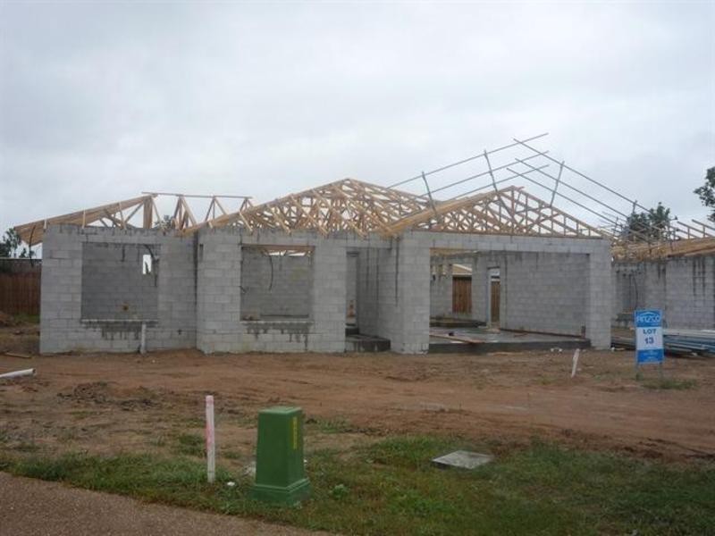 1 Atwood St, Mount Low QLD 4818