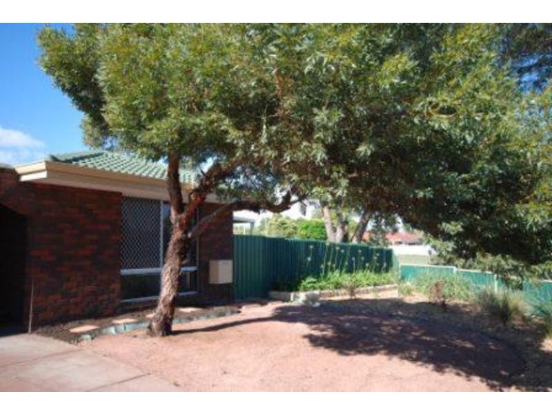 52a Blackmore Ave, Girrawheen WA 6064