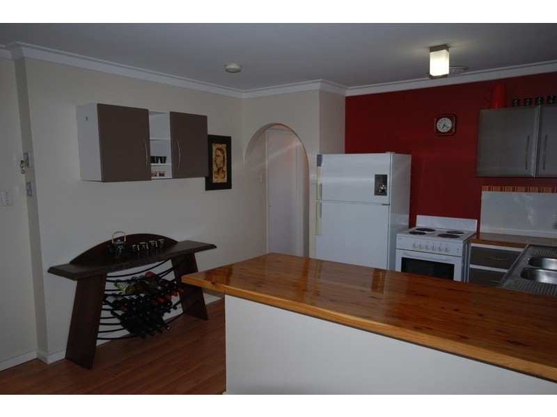 52a Blackmore Ave, Girrawheen WA 6064