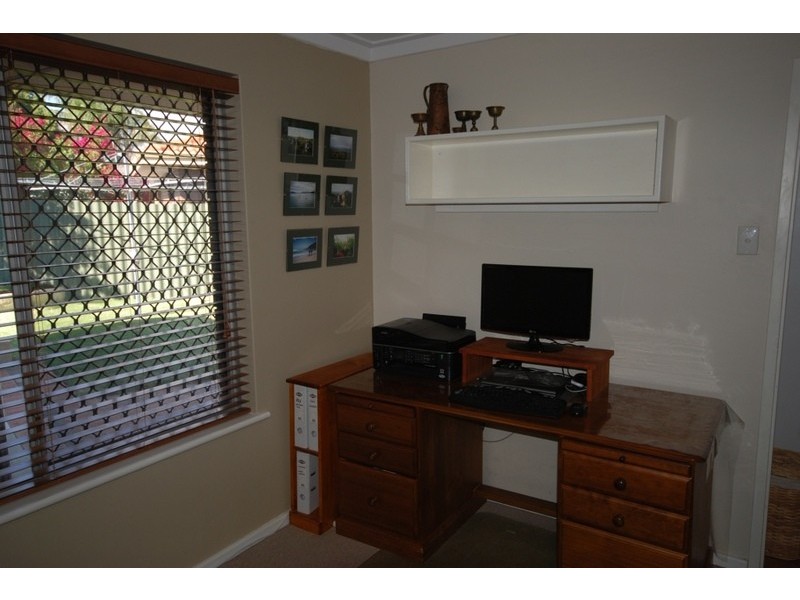 52a Blackmore Ave, Girrawheen WA 6064