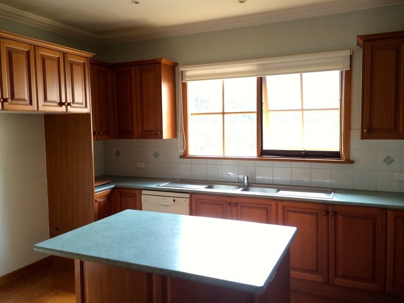 182 Prospect Hill Road, Canterbury VIC 3126