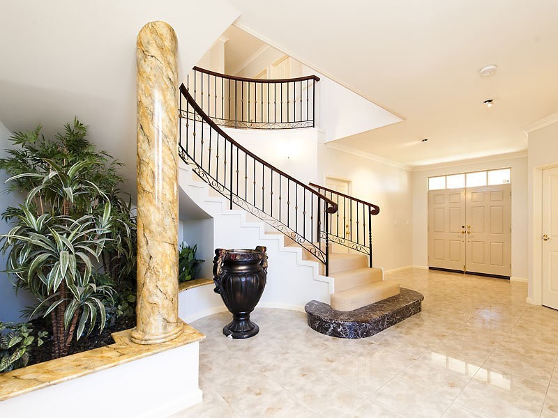 13 Parish Lane, Churchlands WA 6018