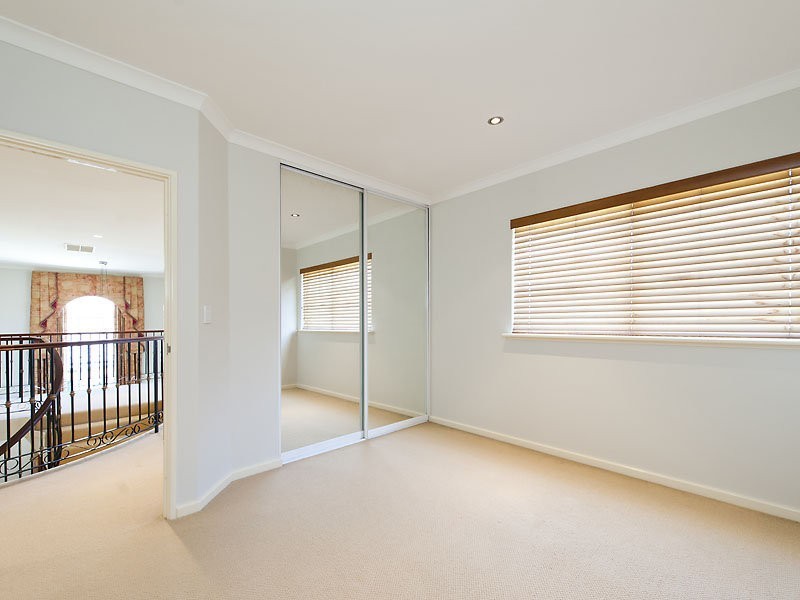 13 Parish Lane, Churchlands WA 6018