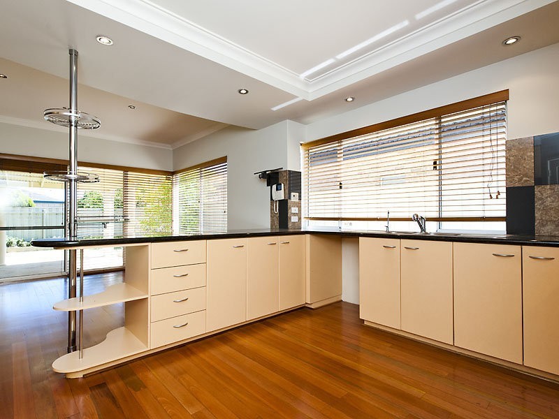 13 Parish Lane, Churchlands WA 6018