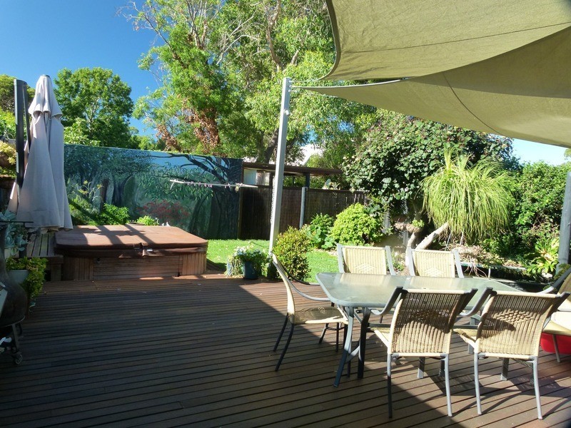 19A Elmwood Avenue, Woodlands WA 6018