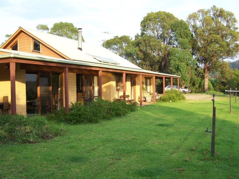 16 Fields Rd, Tathra NSW 2550