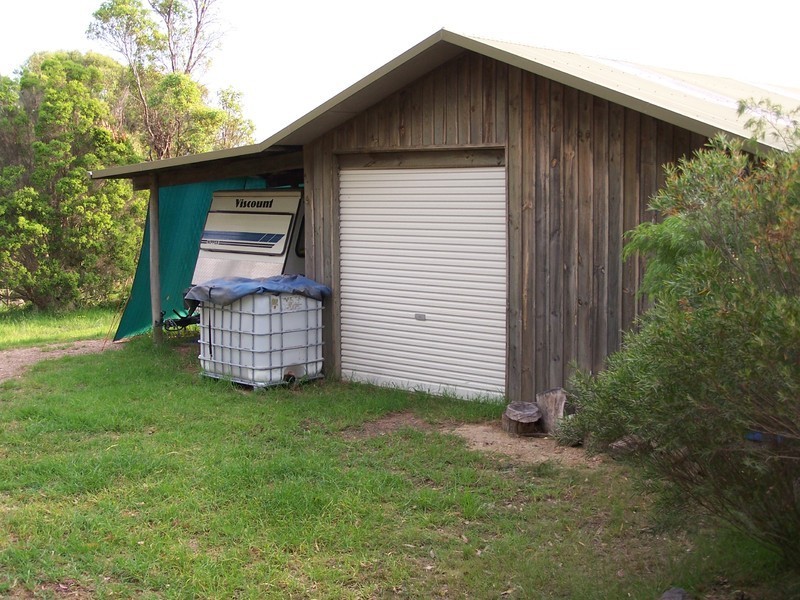 16 Fields Rd, Tathra NSW 2550