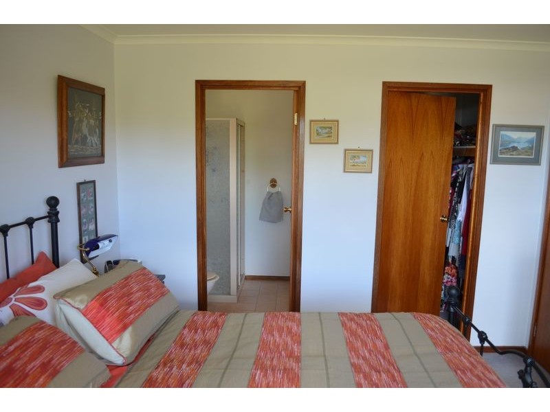 10 The Court, Leopold VIC 3224