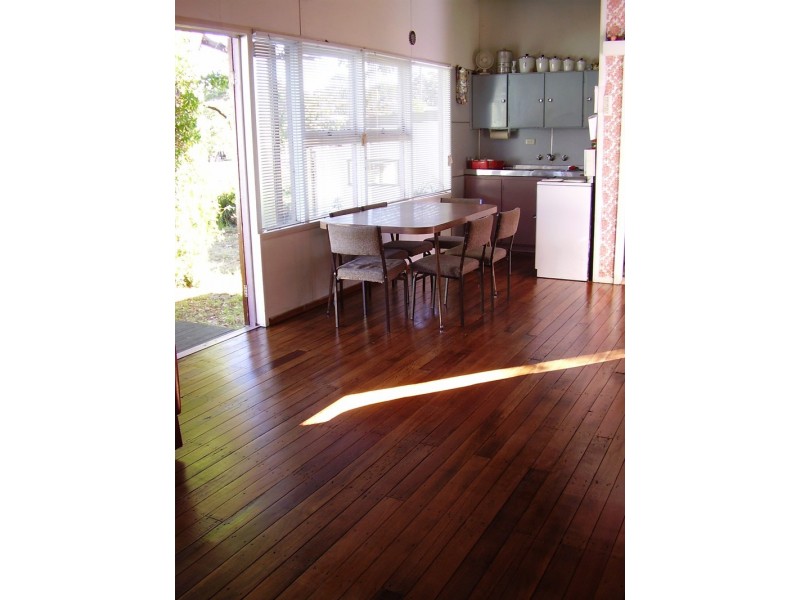 11 Lamond Street, Currarong NSW 2540