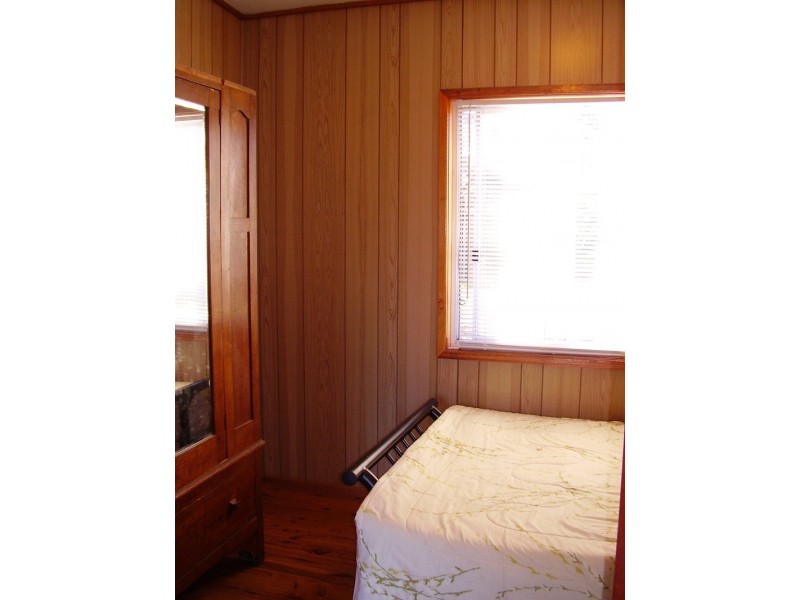 11 Lamond Street, Currarong NSW 2540