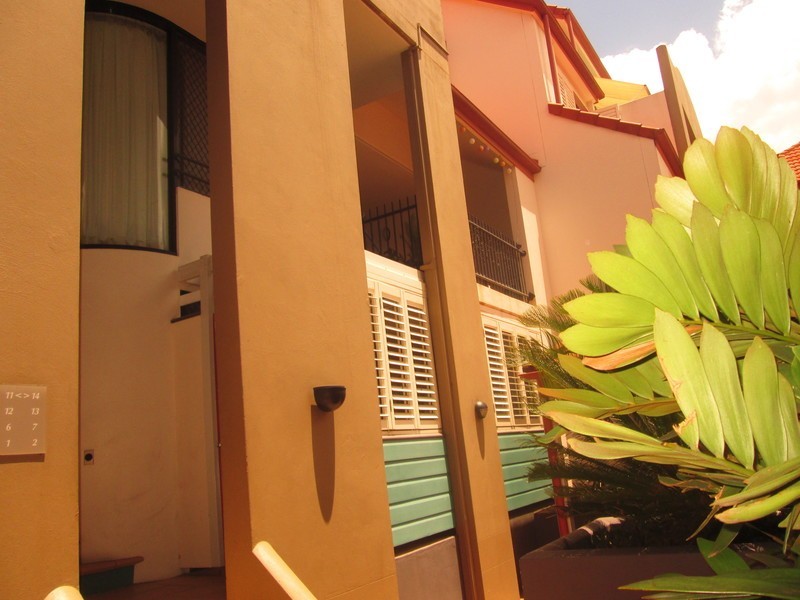 7/120  Sydney Street, New Farm QLD 4005