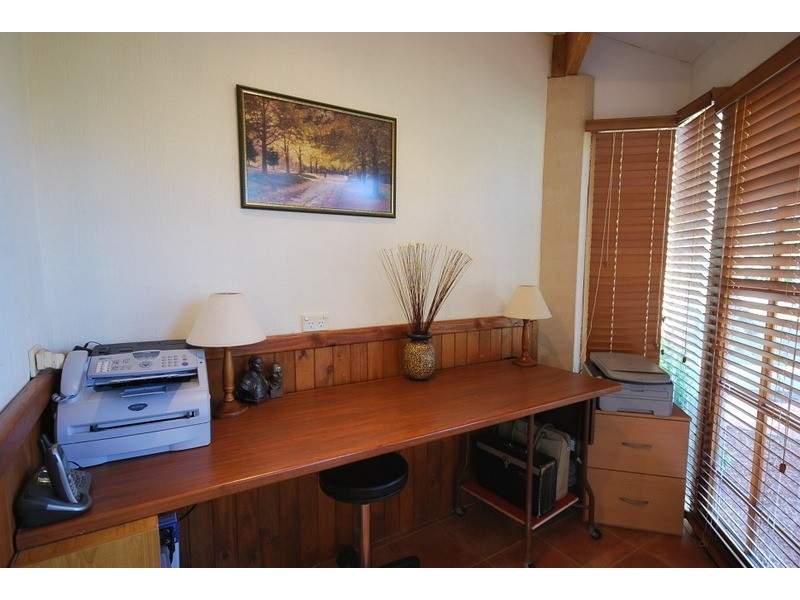 25 De Haer Road, Wandi WA 6167