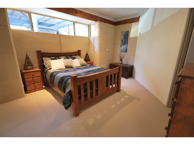 25 De Haer Road, Wandi WA 6167