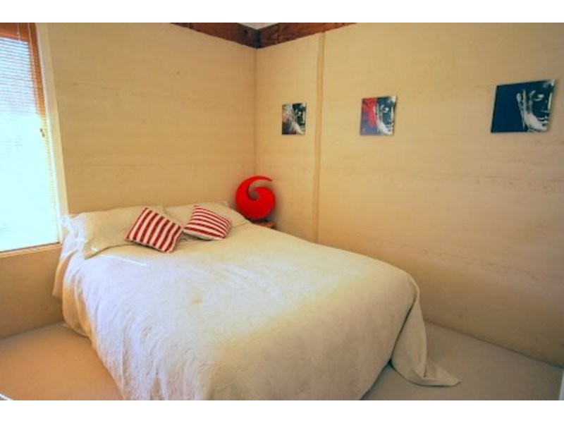 25 De Haer Road, Wandi WA 6167