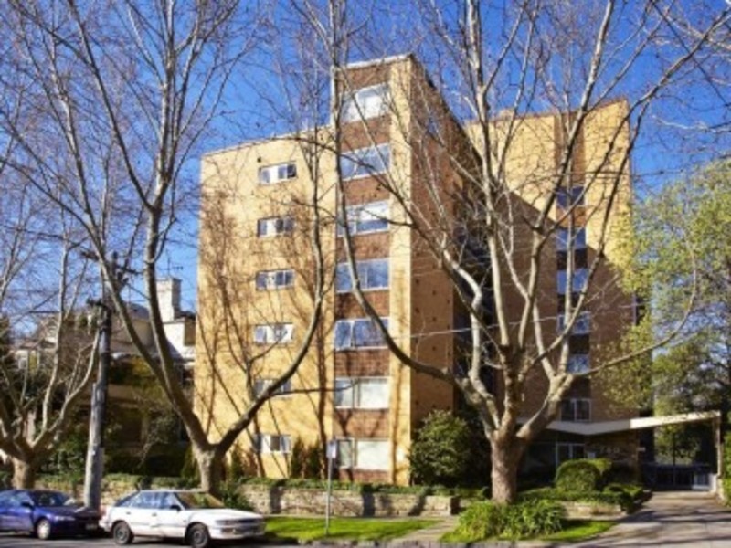 Unit 11/740 Orrong Road, Toorak VIC 3142