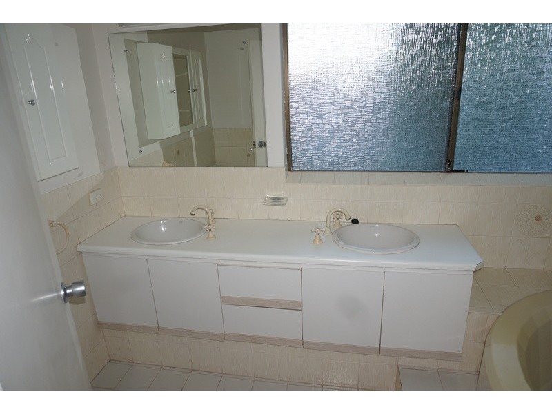 5/23A Karoo Street, South Perth WA 6151