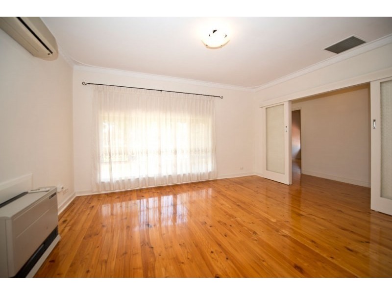26 Deepdene Avenue, Mitchell Park SA 5043