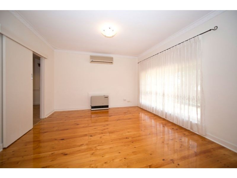 26 Deepdene Avenue, Mitchell Park SA 5043