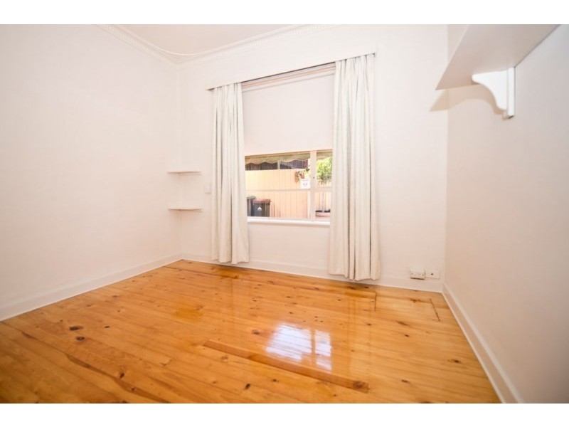 26 Deepdene Avenue, Mitchell Park SA 5043