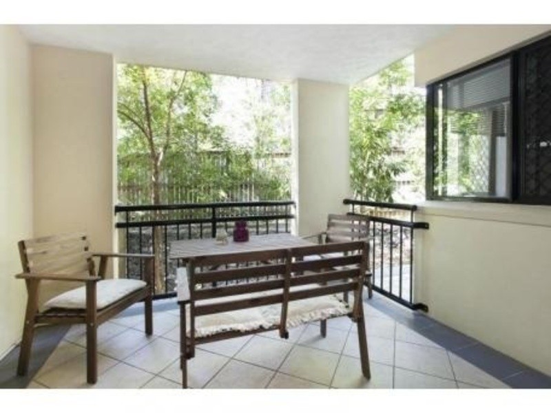 4/327 Boundary Street, Spring Hill QLD 4000