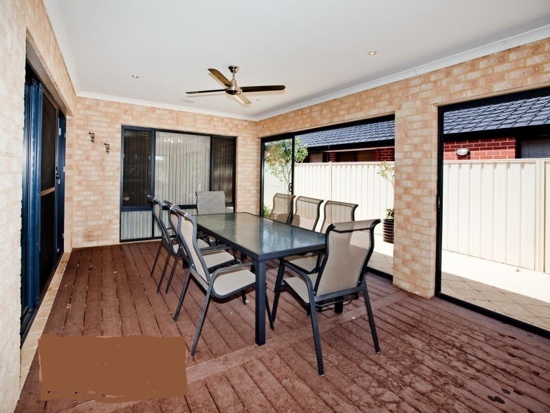 15 Sarus Rise, Gwelup WA 6018