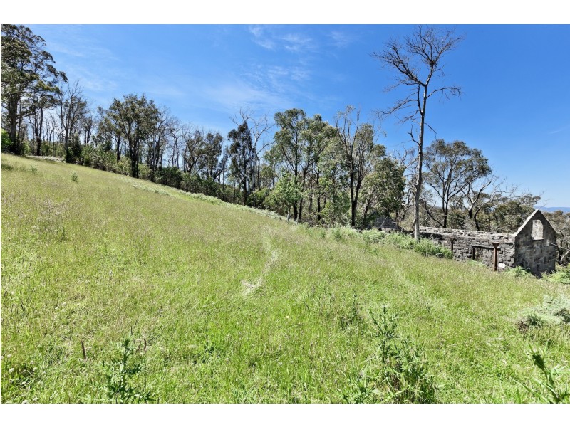 525 Coombs Road, Kinglake West VIC 3757