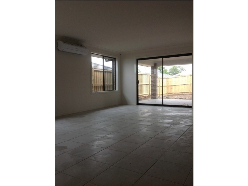 2 Redgum Circuit, Aberglasslyn NSW 2320