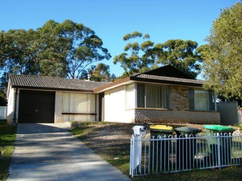 Ruse NSW 2560