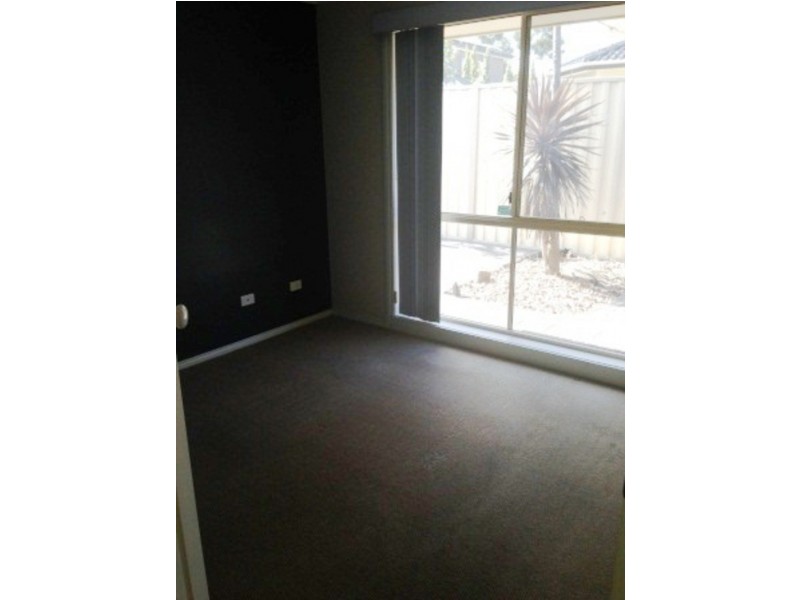 22 Longhurst Crescent, Hillside VIC 3037