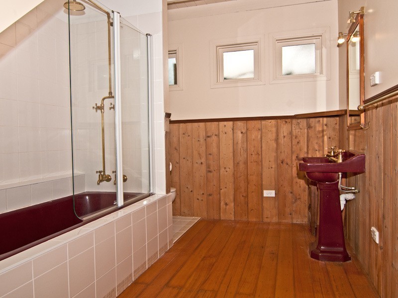 36 Liverpool Crescent, West Hobart TAS 7000