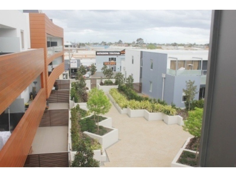 33/48 Eucalyptus Drive, Maidstone VIC 3012