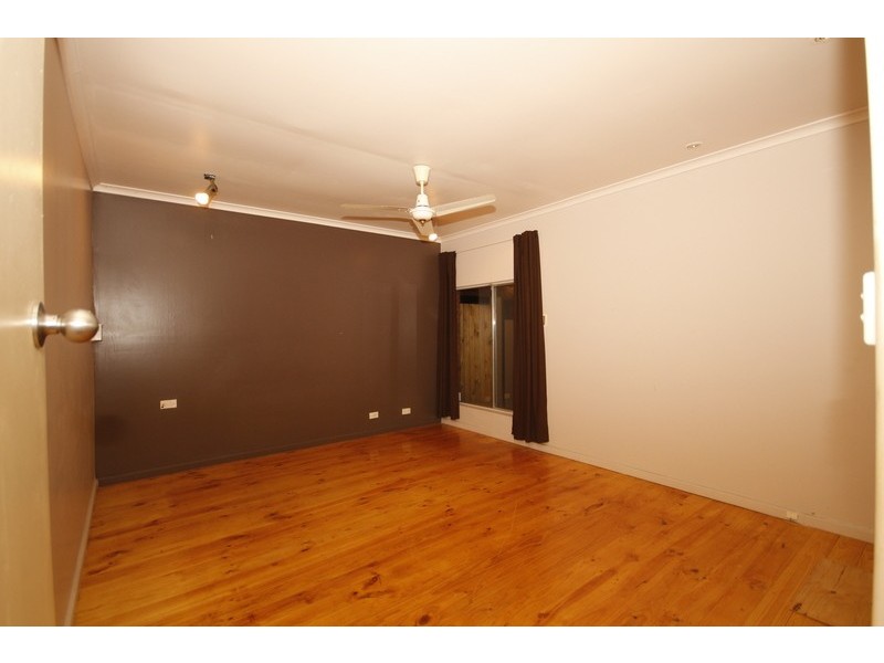 11 McCartney Street, Morphett Vale SA 5162