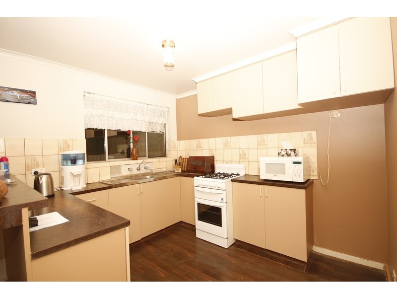 11 McCartney Street, Morphett Vale SA 5162