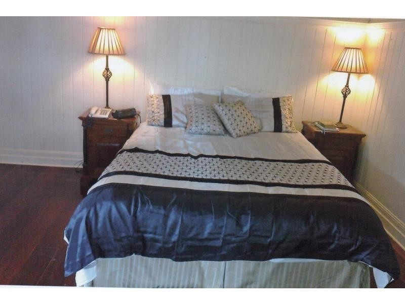 68 Lindsay Street, Hawthorne QLD 4171