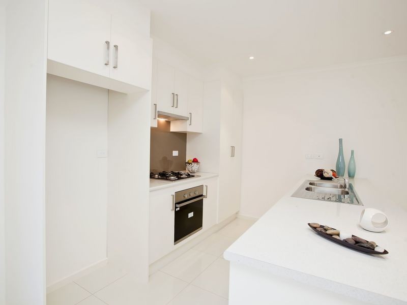 2/183  Martins Road, Parafield Gardens SA 5107