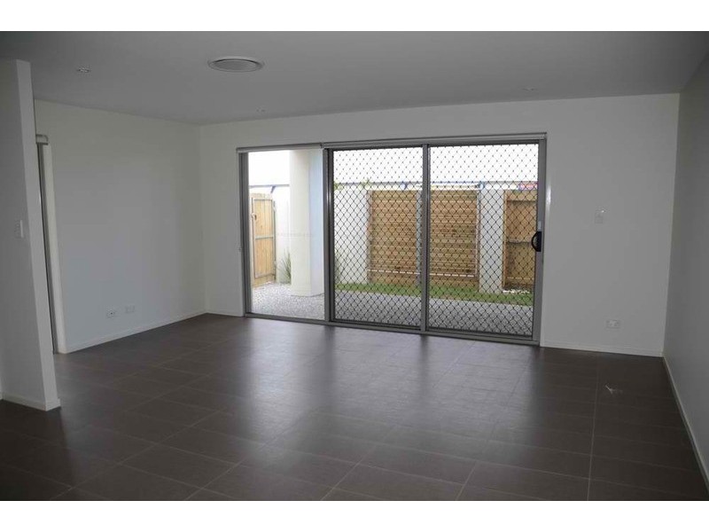 22 La Savina Drive, Coombabah QLD 4216