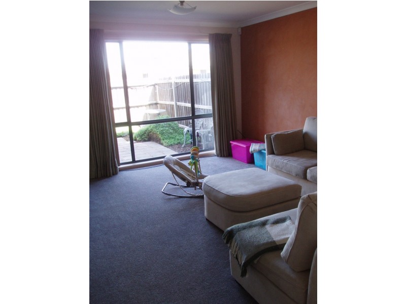6/14 Fairlight Street, Dunlop ACT 2615