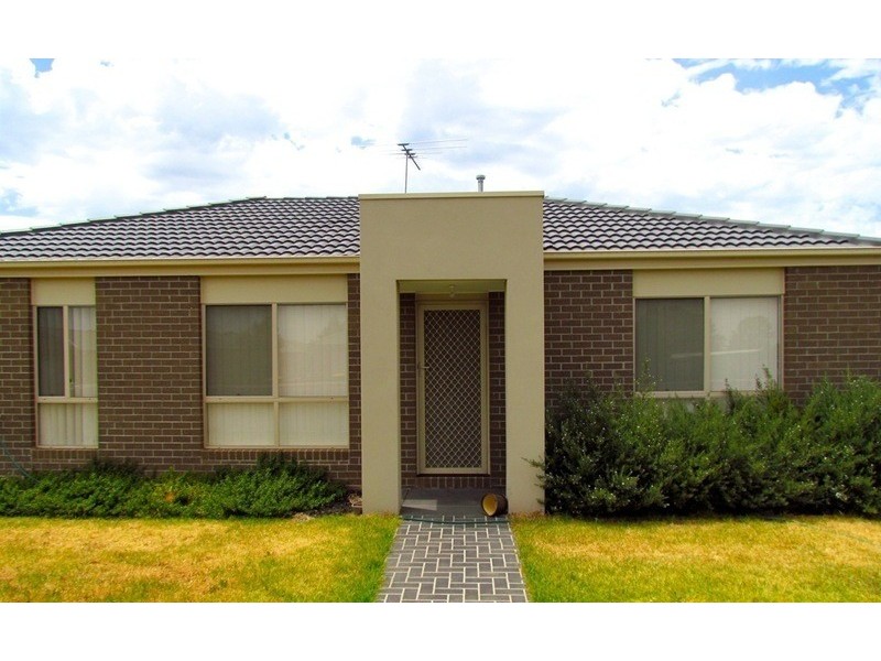 Melton South VIC 3338