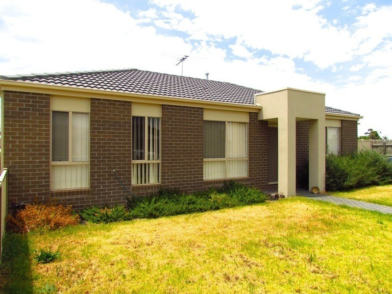 Melton South VIC 3338